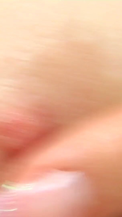 Blonde liebt es Ihre Fotze zu fisten | Clip 3
