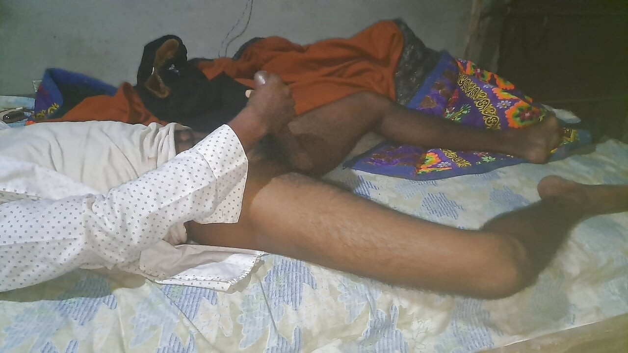 Bermain dengan batang dan memohon minyak