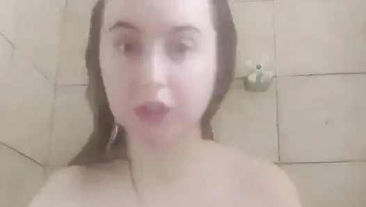 Трансляция началась 24.10.2023 05:01 Pm Я переодеваю его на мастурбацию в душе, потому что я в мои дни, обожает предупреждение волос от