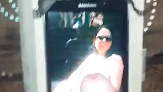 Prudish orta yaşlı seksi kadın boşalıyor