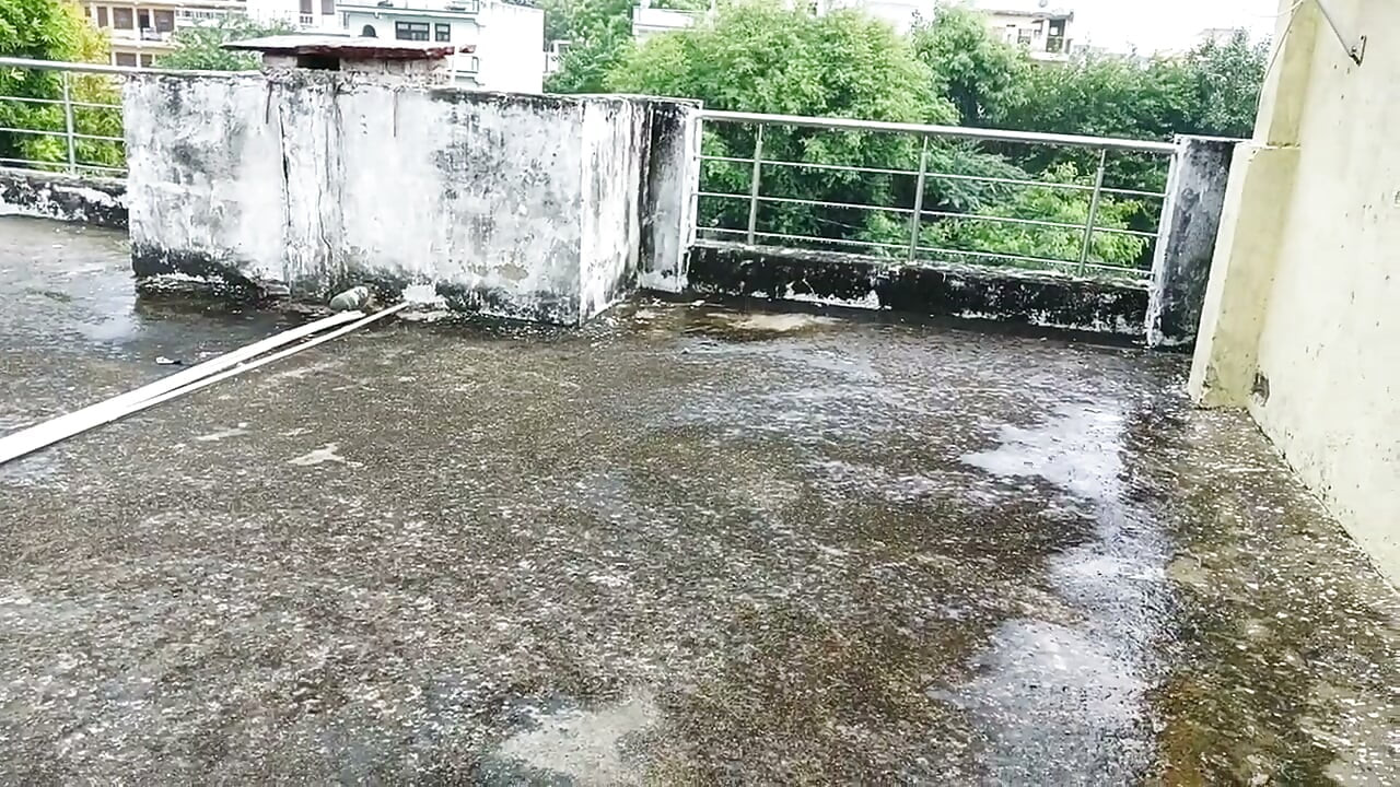 18+ Napaljena desi indijska djevojka jahajući jako na kurcu