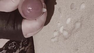 Umplută de spermă în ciorapi cu Coaie legate