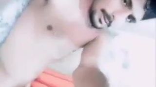 Tamilnadu 소년 kaiadikkum 비디오