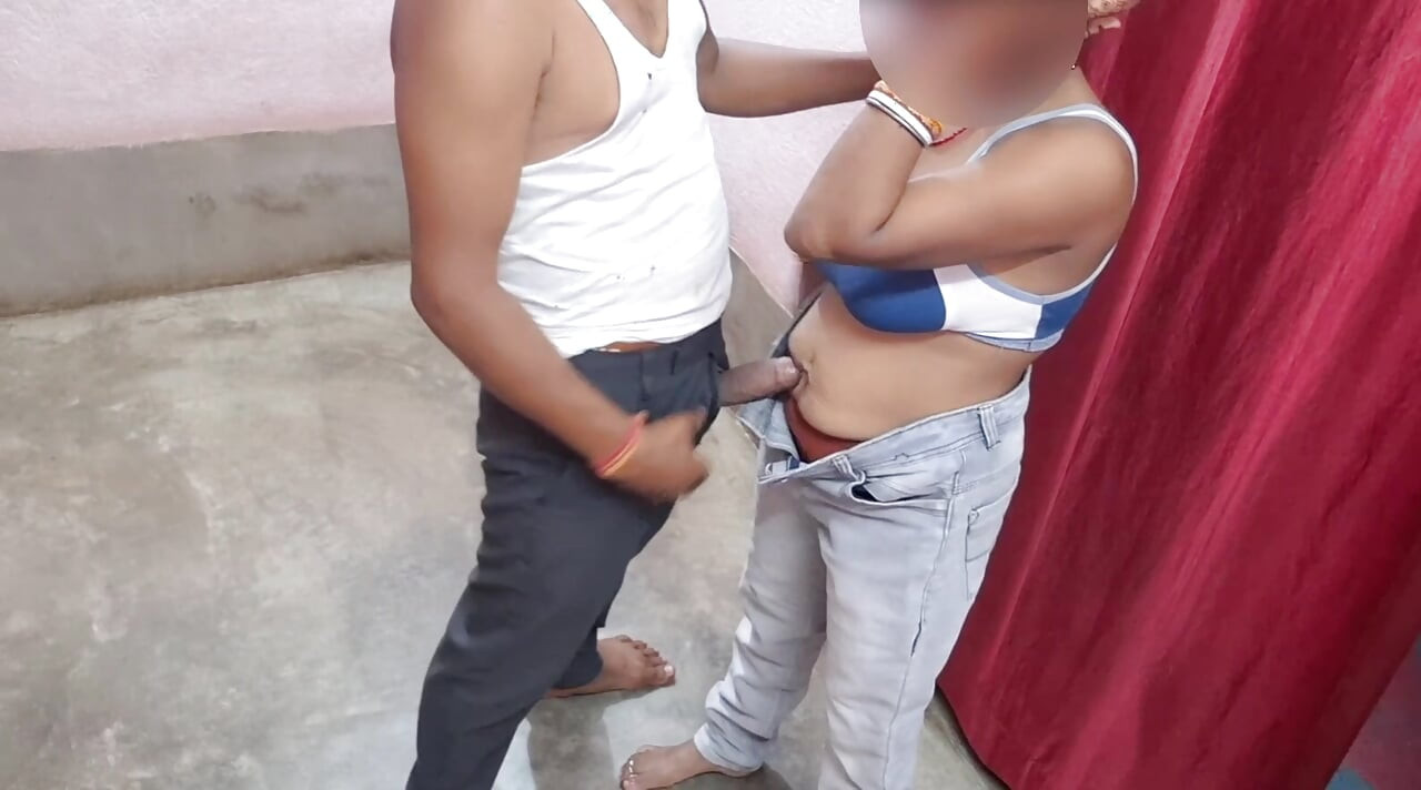 Step sister Invite me Bedroom