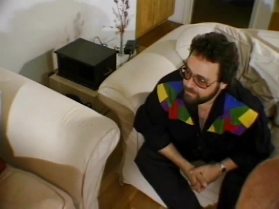 Marido mira esposa follada por extraño