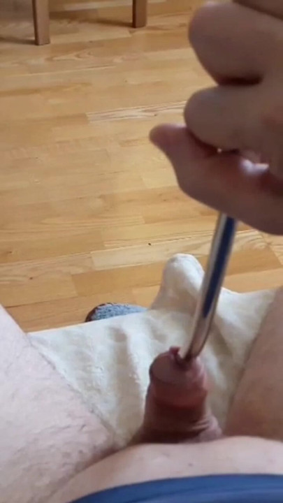 Guyon close up extreme deep insertion
