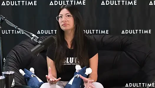 Cami Strella bir kült hayatta kalmak, tiktok şöhreti ve tek eşlilik dışı | Adult Time Podcast