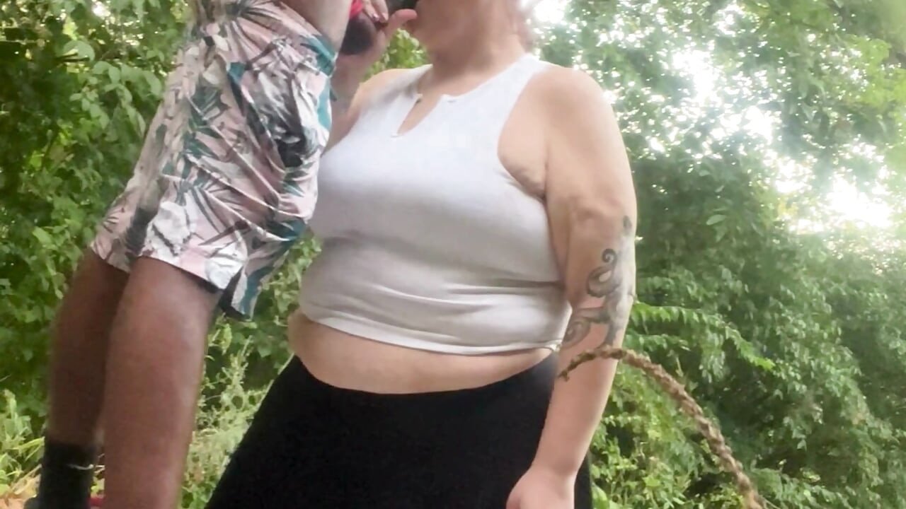 Giving the big body pawg what she wants