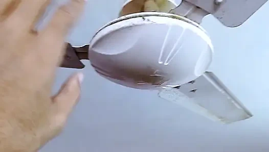 ELECTRICIAN KA KALA MOTA BADA LUND DEKH RAHA NHI GYA WITH AUDIO DESI INDIAN PORN SEX VIDEO