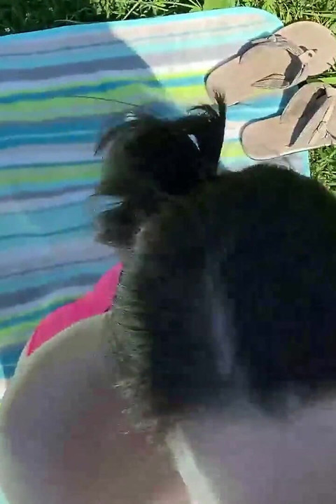 Fuck! Voyeur at the Lake Spontaneously Milked
