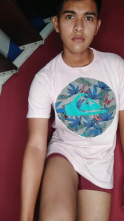 Alan Tokers Masturbates at Dawn