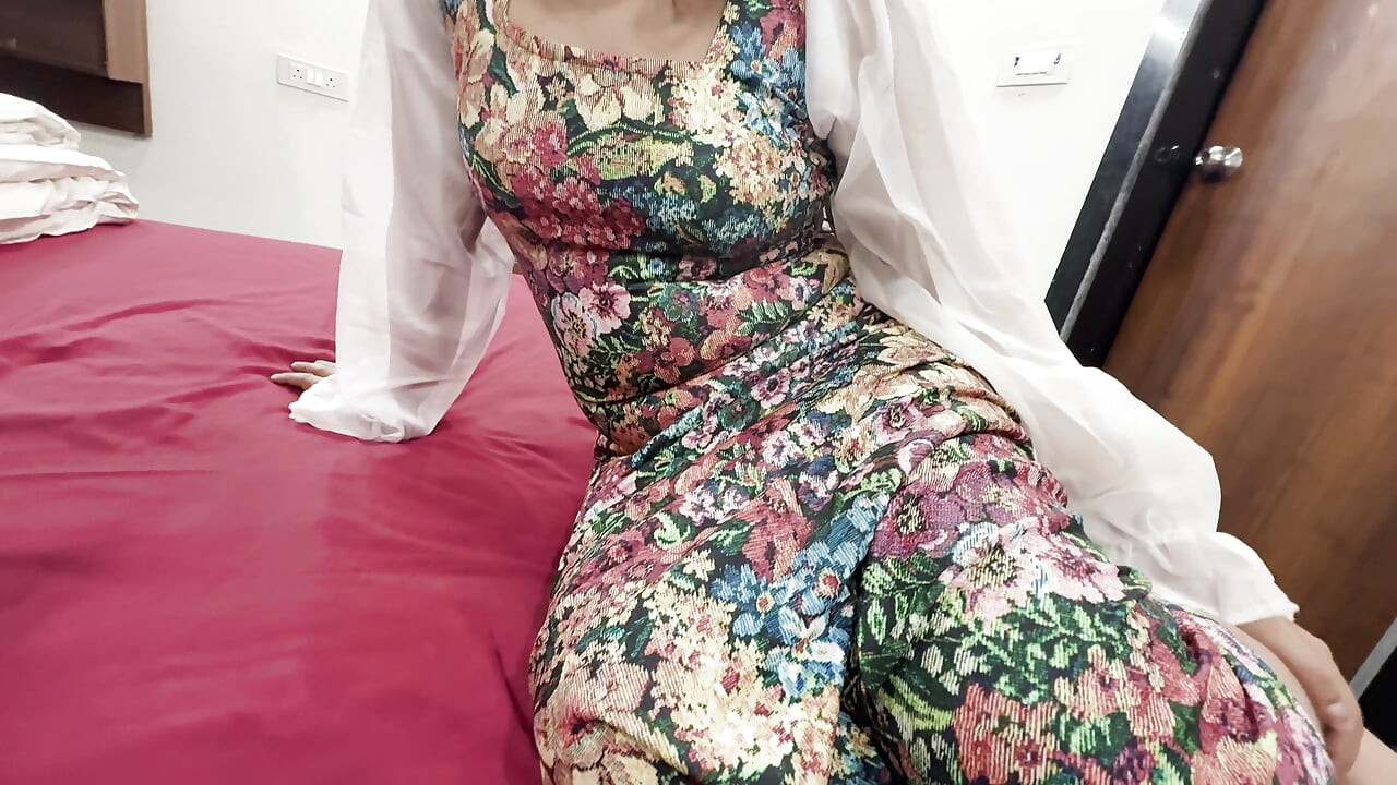 Bhabhi Ne Sone Ke Baad Blowjob Dena Chalu Ker Diya Hardcore Sex with Bhabhi