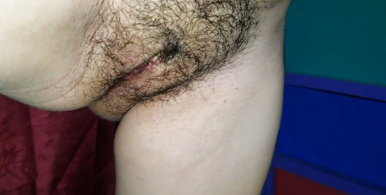 Stepsister Wants to Fuck Her Stepbrother and Takes off Her Clothes in Front of Him