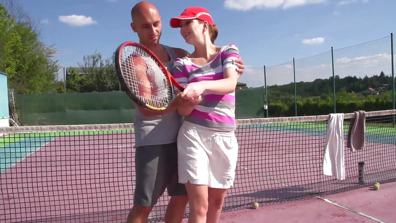 Electra Angel için ekstra eğlenceli tenis oyunu