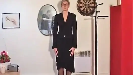 Lise'nin striptiz röportajı