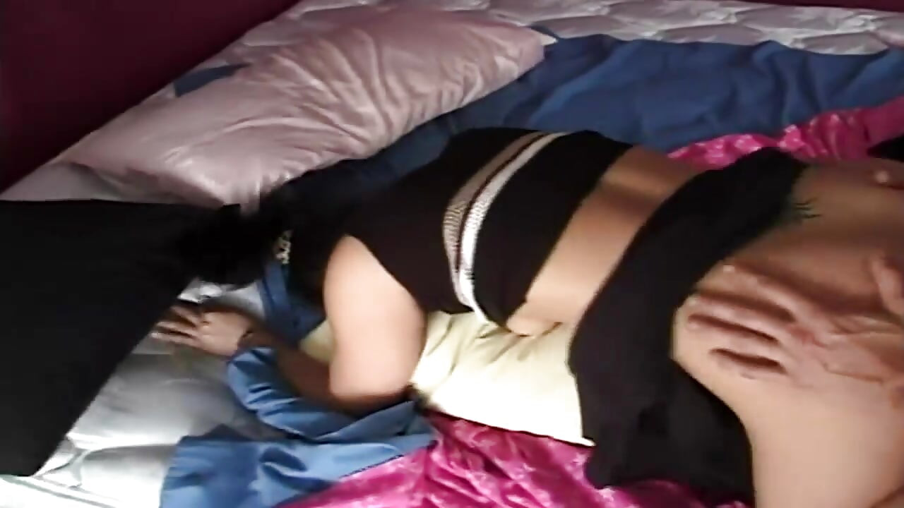 Gier dreht völlig frei auf dem Campus (18+) bis zum