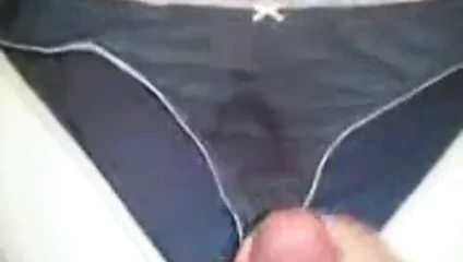 Gri külot boşalması