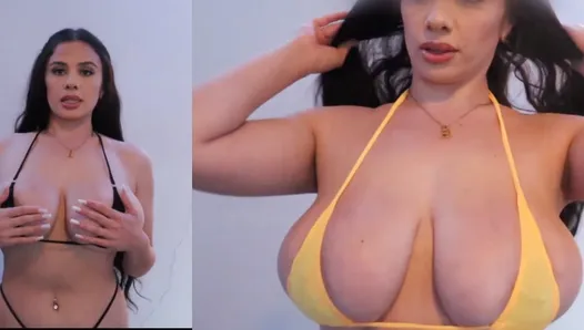 Une mère sexy avec de vrais seins énormes aime taquiner avec un micro-bikini.