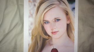 Sierra McCormick con omaggio