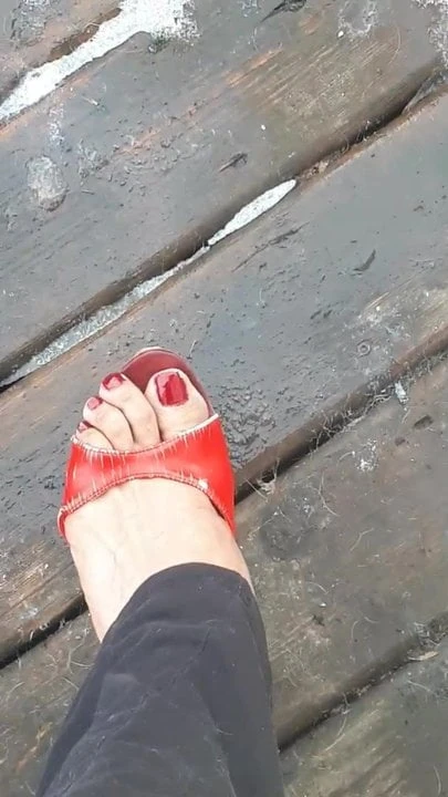tranny sexy feet and high heel