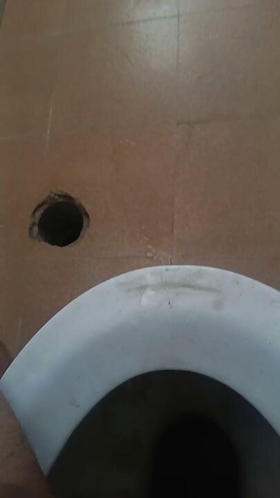 bhabhi bathroom in  alone stisot otx