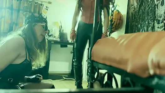 NO mercy PALM Beating - Restrained slave