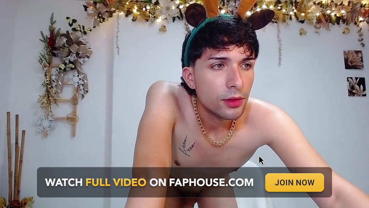 Bucaramanga Colombia Christmas Reindeer Takes Out His Huge Cock and Masturbates Until He Gets All the Cum Cum