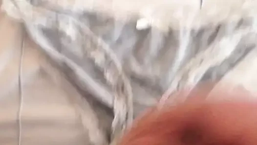 Küçük külotlar direnmek için çok iyidir