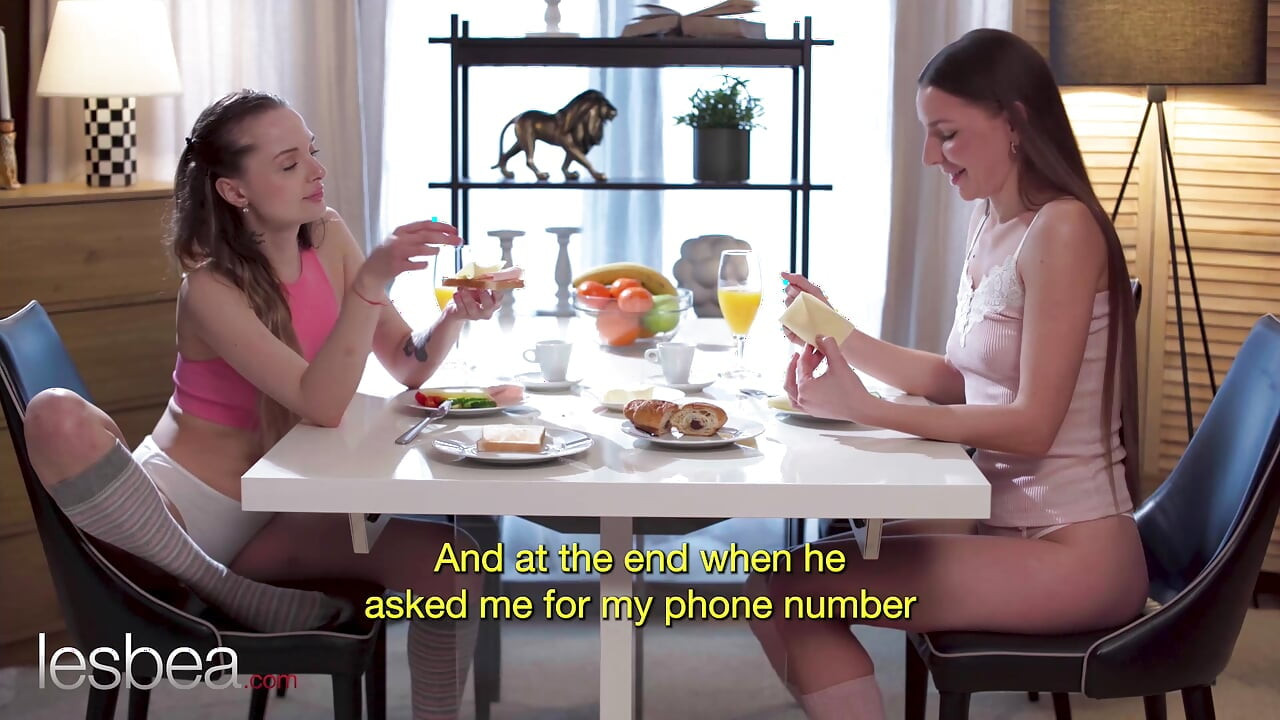 BEST FRIENDS share lesbian secrets - Lesbea