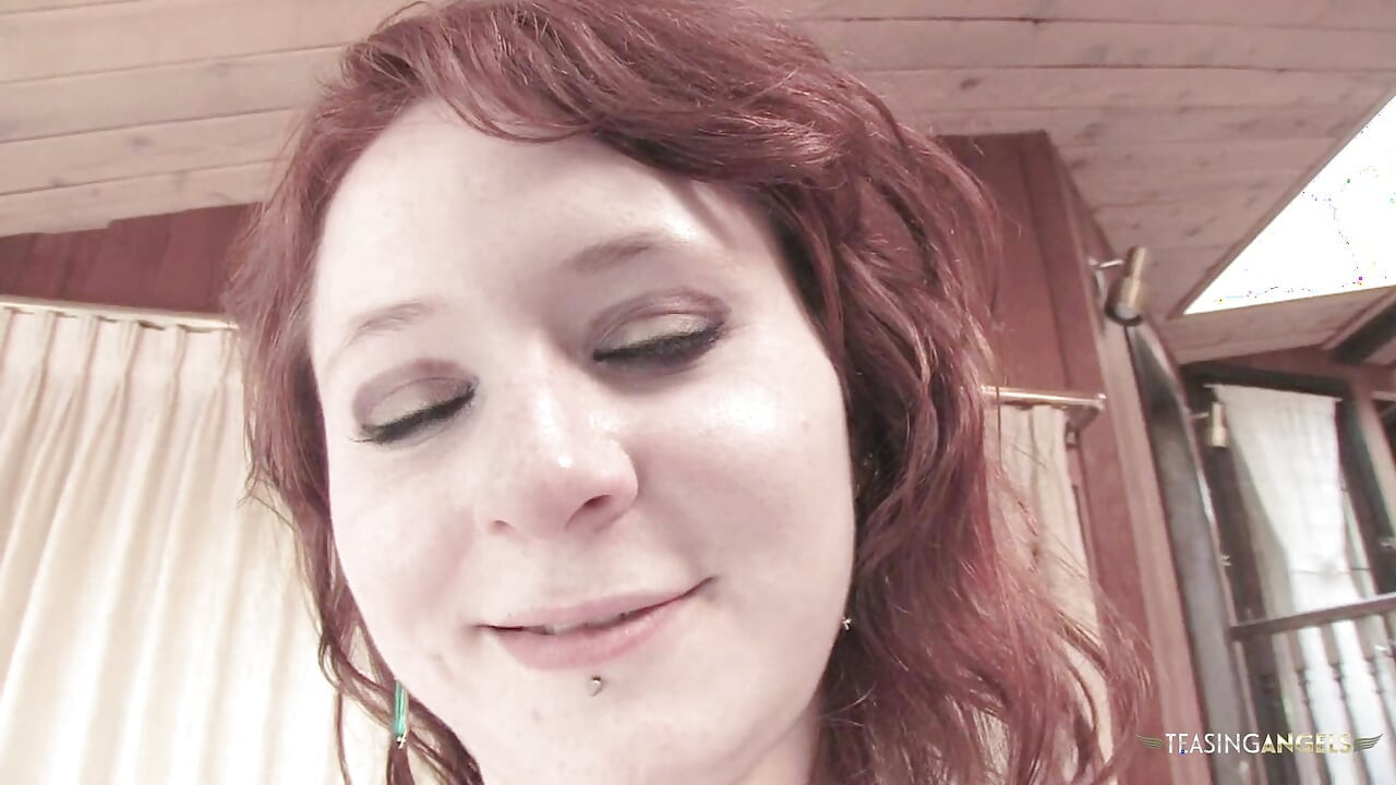Redhead babe gets picked up and penetrated without mercy