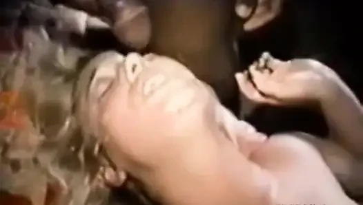 BBC Addiction - 100% Amateur and Home Made Porn Videos. MILFs Addicted to BBC and Interracial Banging.