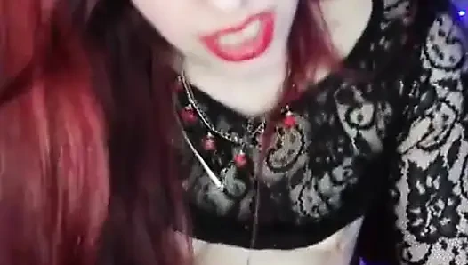 Shyfxx si vampir haus seks yang pengen kamu manfaatkan untuk menghilangkan demam perannya joi