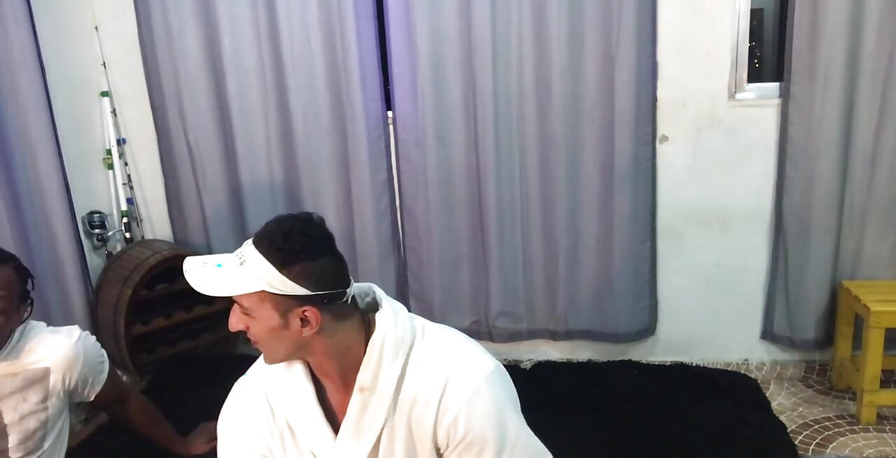 Mnage בריו קום אנג'ל דיניז ופורנו בור