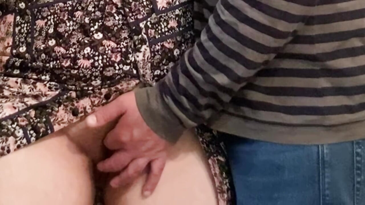 A Stranger Rubbed Mu Pussy in the Subway
