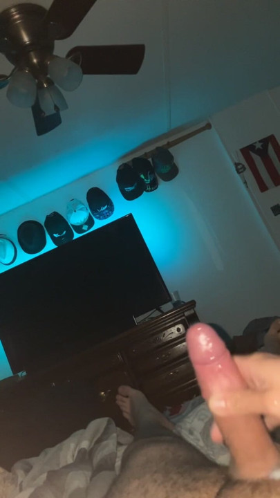 Solo Big cumshot puerto rican