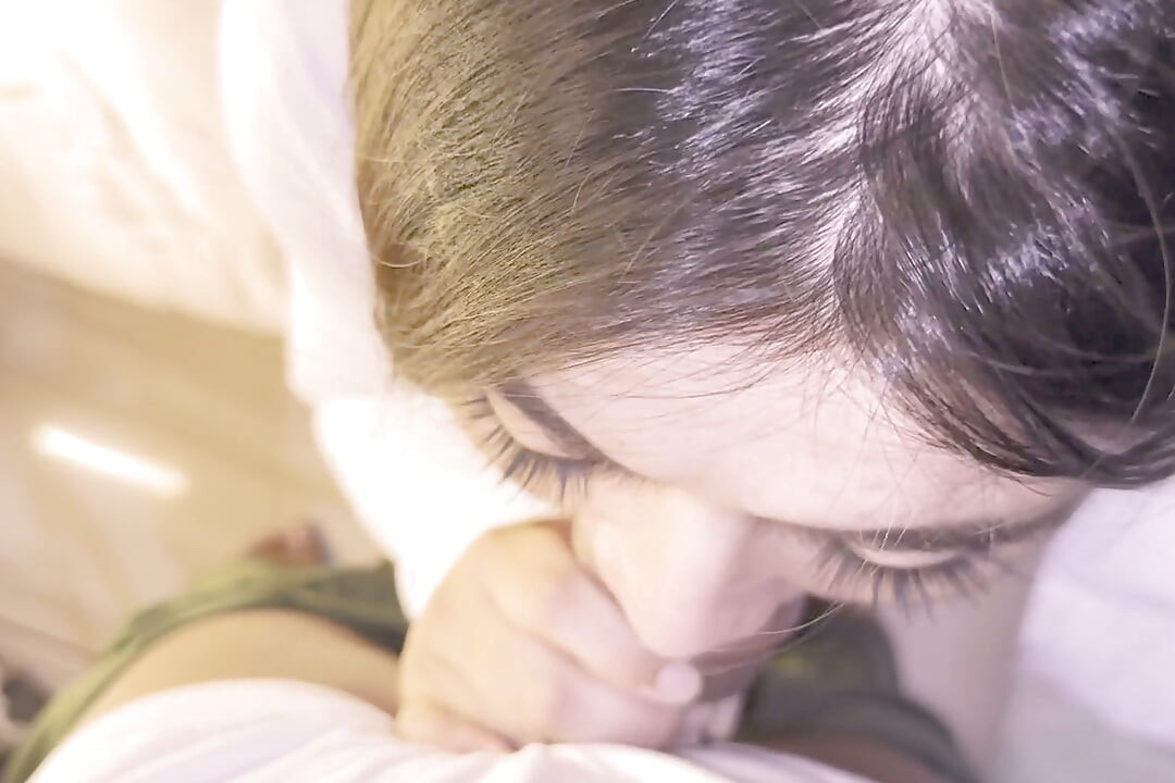 EP2. FC, a Chubby Girl At Home, Came To Ask Me To, The Prongs Are Very Good, The Head Is Super