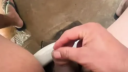 Senin için tüylü sosisimi okşuyor