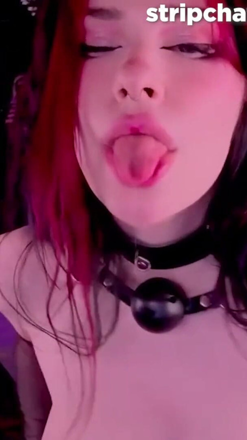 Seksi lezbiyen amcık yalama sıska emo kızların dövmeli web kamerası seansı - dualhornyfire | Klip 1