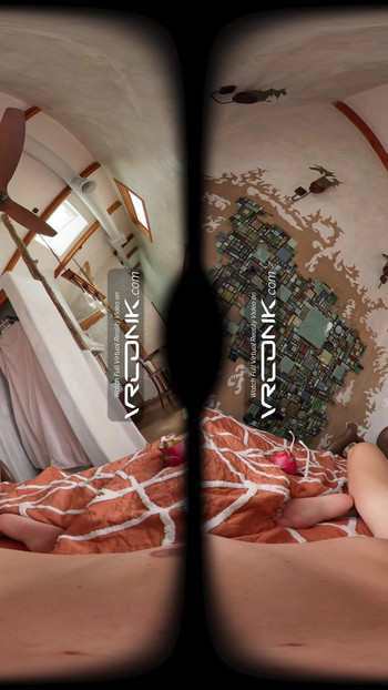 Must-see moment from "VR Conk Sexy Bella Luna fucks hard In One Piece Nico Robin Parody VR Porn"
