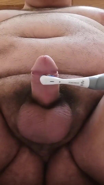 Must-see moment from "chubby guy cums with electric toothbrush"
