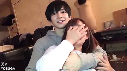 Dua mahasiswa sebelum kuliah. Set cantik ini mencakup rekaman creampie dan rekaman mandi.