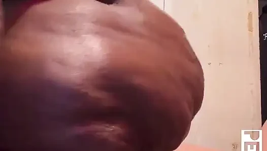 Juicy Booty