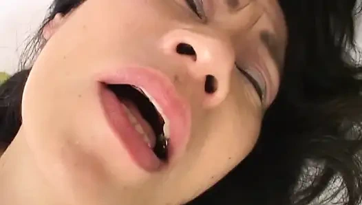 Kadınlar hala sert sikişmeyi biliyor