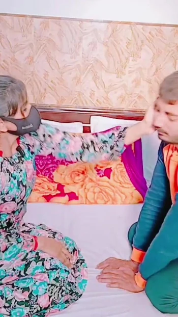 Key moment from "Goddess Fatima Gives Hard Slaps to her slave"