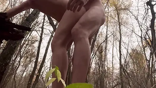 Köpek Tarzı Orman Buluşması: Kadın Açıldı, Doğada Popo Sallama