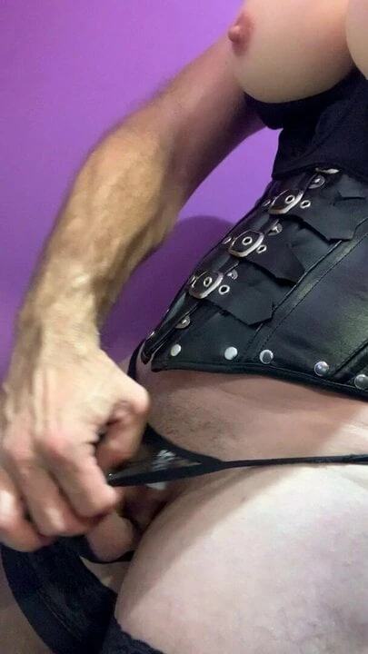 NOUVEAU CORSET