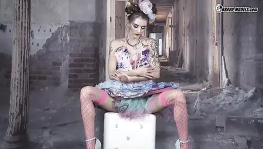 423 - Adelle Unicorn