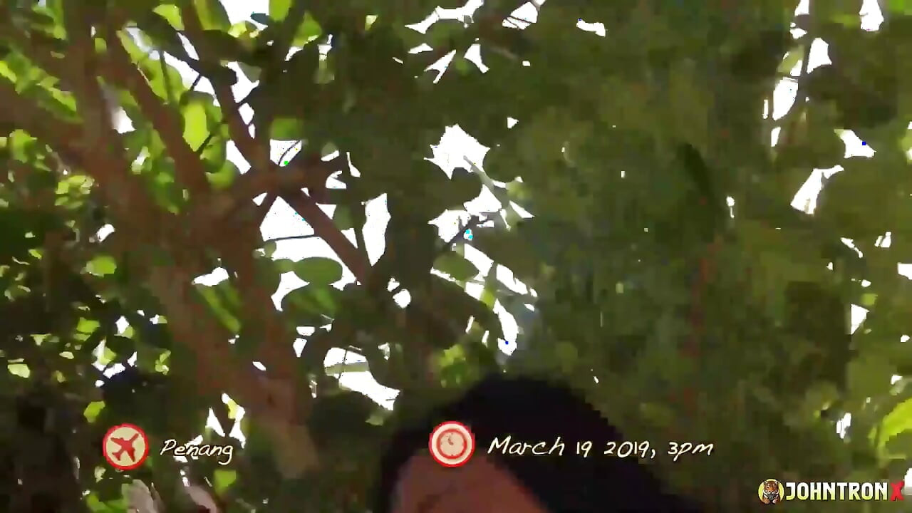 Johntronx - Ασιάτισσα με μεγάλο κώλο γαμιέται και τρώει χύσια