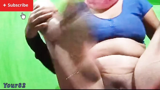 Mast Mast started rubbing tits and nipples and fingering pussy because no fucking Indian woman neighbor bhabhi