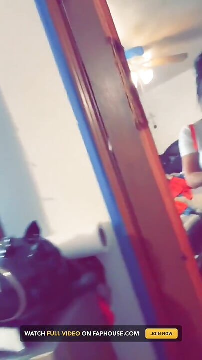 Lil Teaser Fahişe